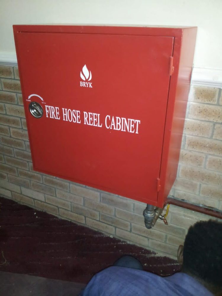Fire Hose Reel Cabinet with Nozzle
